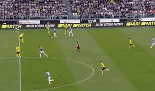 PP电子模拟器官网-尤文11打9惊险抢回1分，博洛尼亚2张红牌冤不冤？